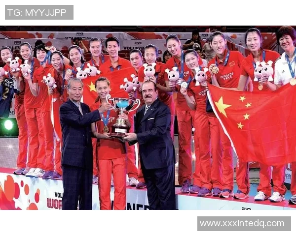 南京乒乓球队在世界杯上的灵活性展现与战术分析 南京乒乓球队在世界杯上的灵活性展现与战术分析