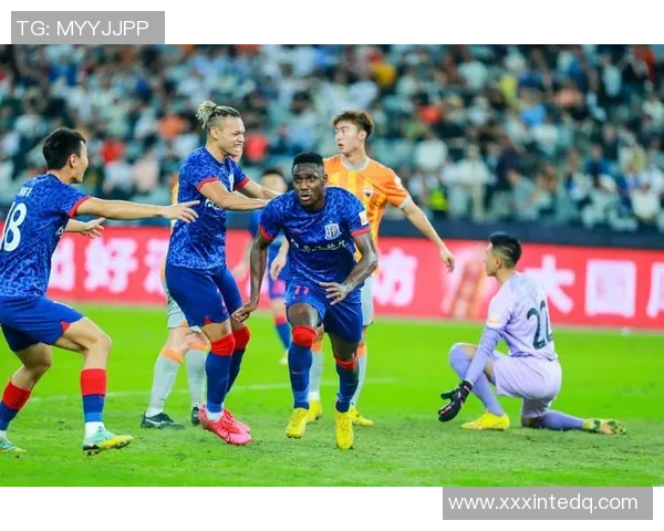 赛后分析：上海足球队与深圳足球队的耐力较量与战术对比